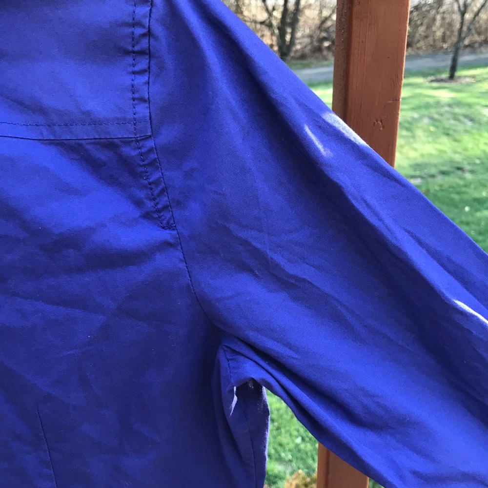 Express button down - Picture 11 of 15